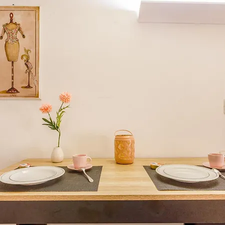 Sweet Life - Nihil Nest Modena