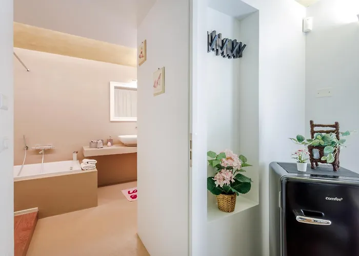 Sweet Life - Nihil Nest *